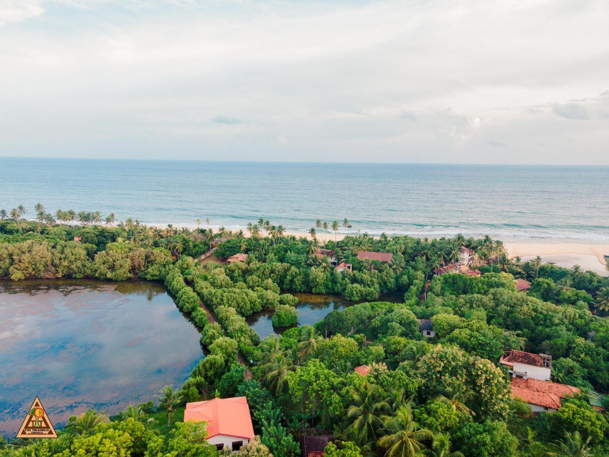 The Triangle Tangalle Bagian luar foto