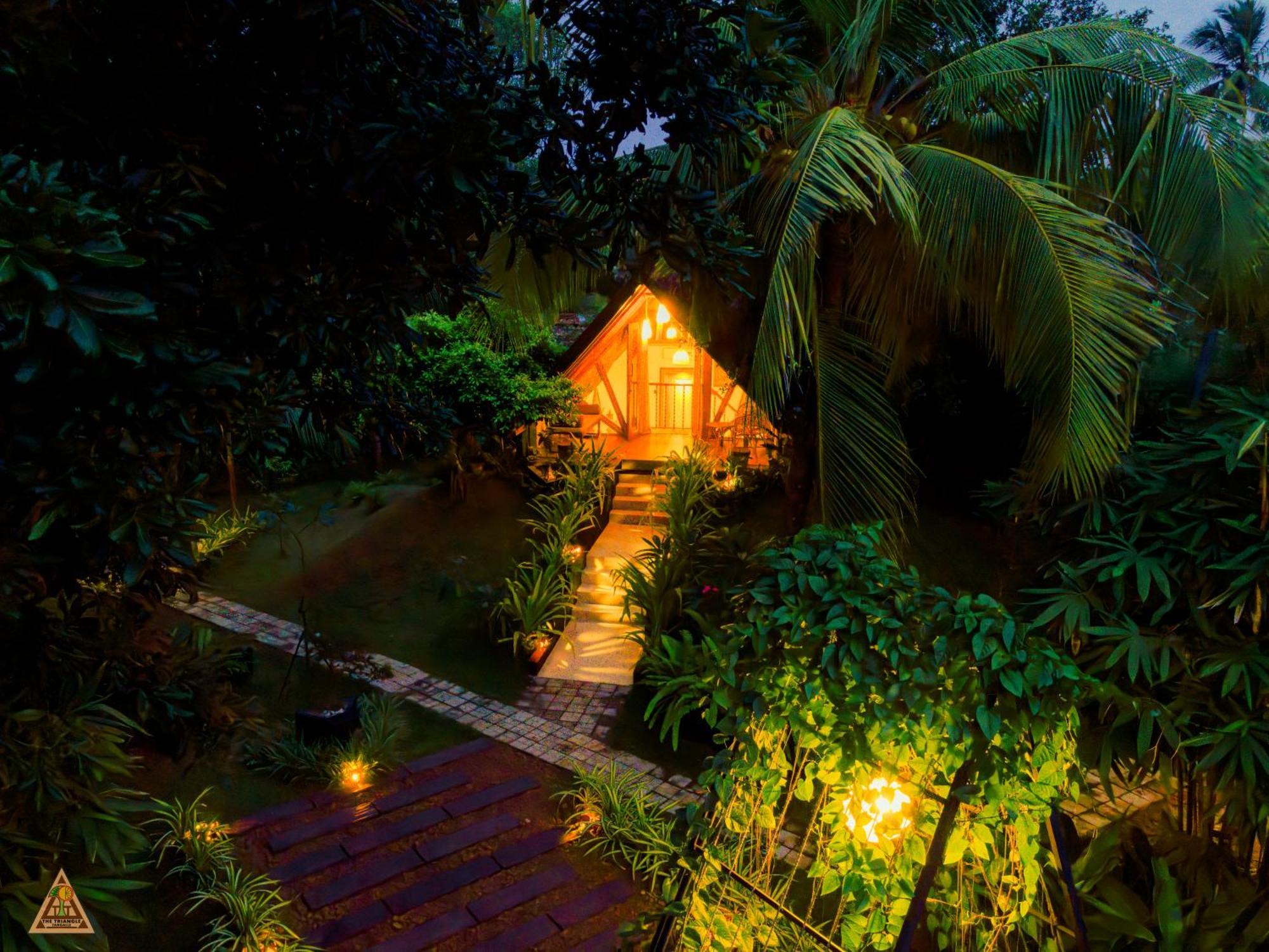 The Triangle Tangalle Bagian luar foto