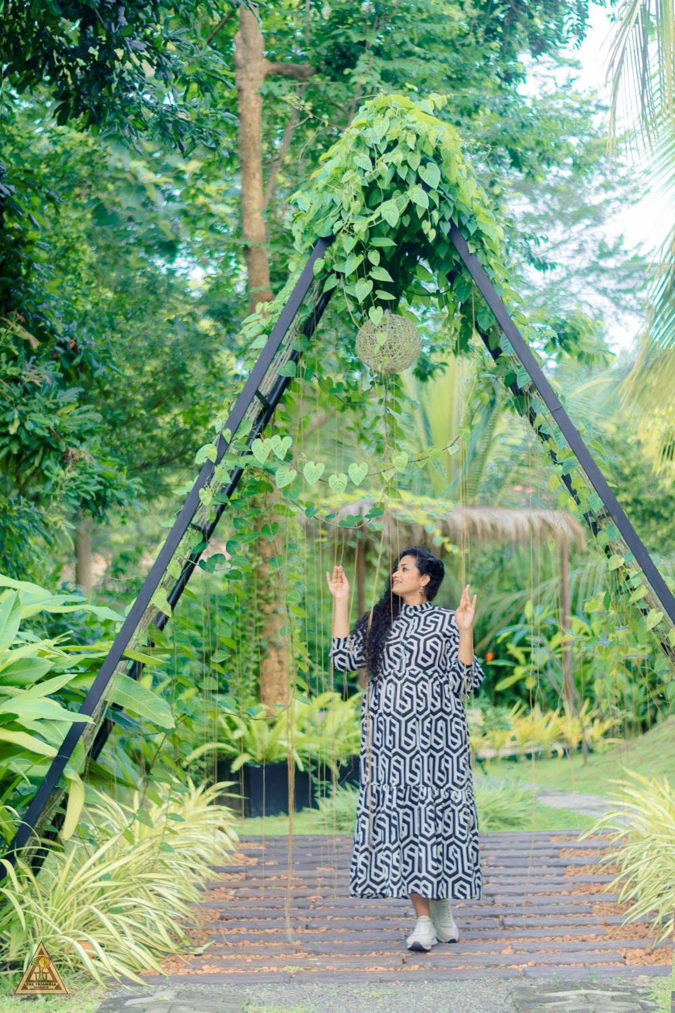 The Triangle Tangalle Bagian luar foto