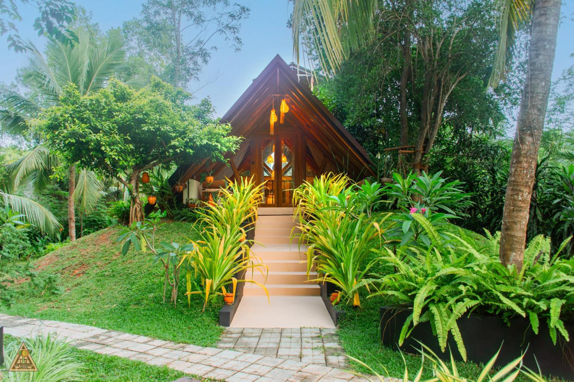 The Triangle Tangalle Bagian luar foto